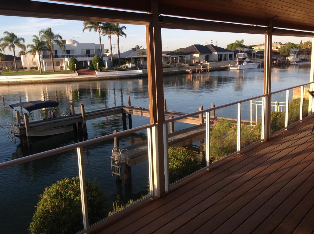 Waterside Canal Dreams Mandurah Exteriör bild