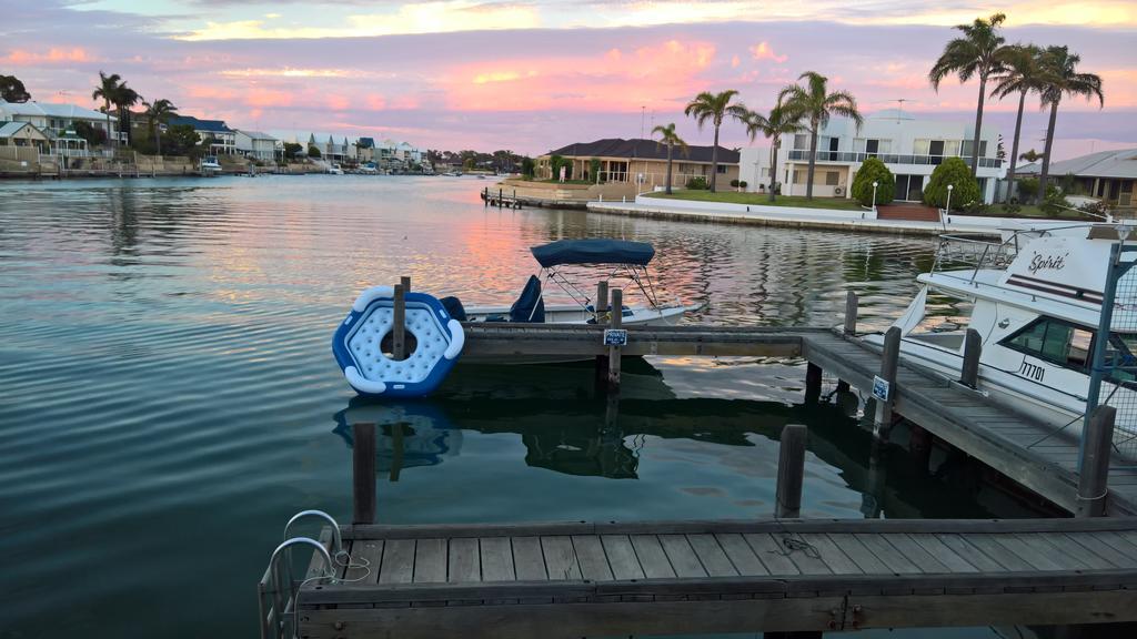 Waterside Canal Dreams Mandurah Exteriör bild