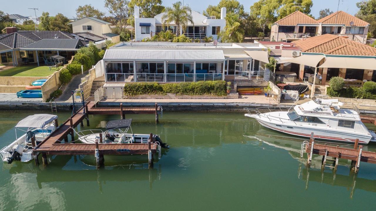 Waterside Canal Dreams Mandurah Exteriör bild