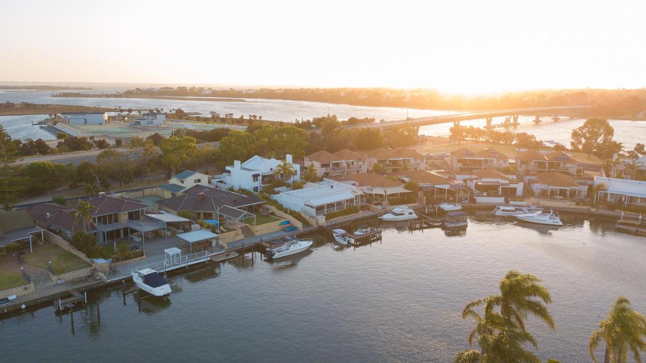 Waterside Canal Dreams Mandurah Exteriör bild